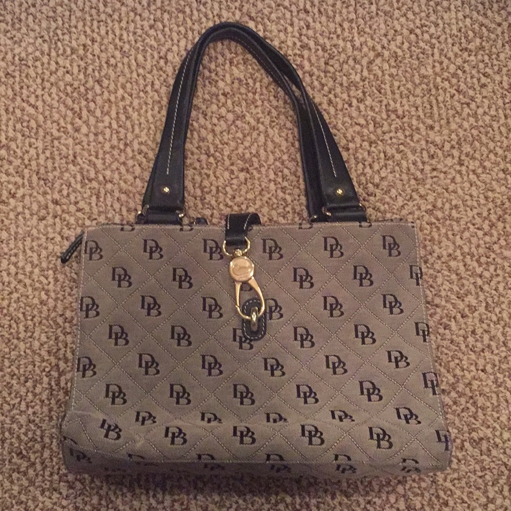 Dooney & Bourke handbag